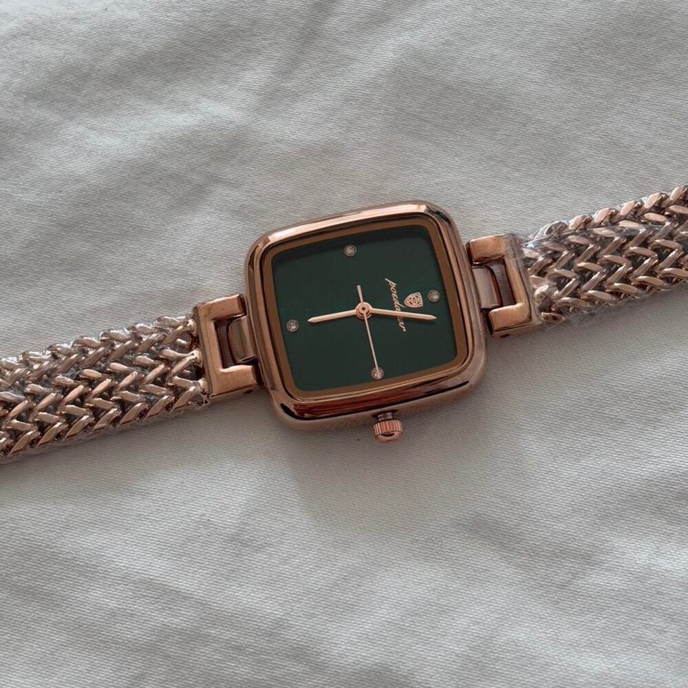 Women’s Rose Gold Square Watch Green Dial Luxury Mesh Band Elegant Waterproof - Picture 2 of 3